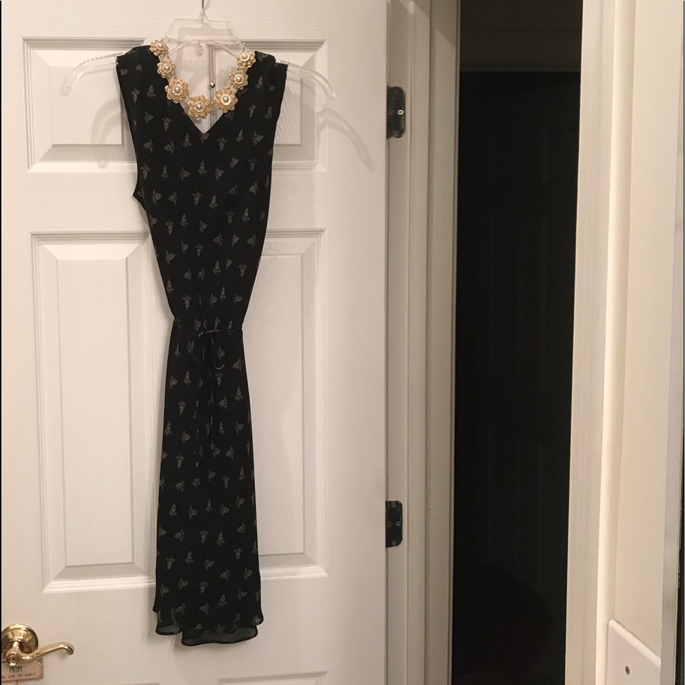 ⭐️SALE⭐️ Max Studio Sleeveless Perfect Dress!